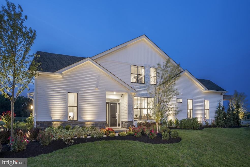 6954 Maple Dr, Butztown, PA 18014 - photo 1