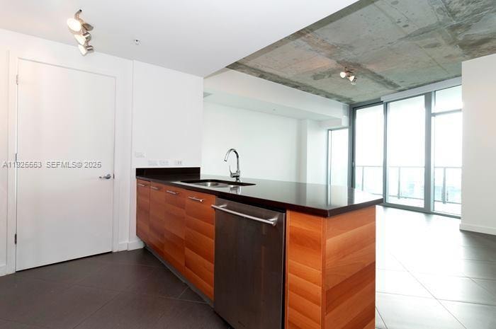 3301 NE 1st Ave unit H1706, Miami, FL 33137 - photo 1