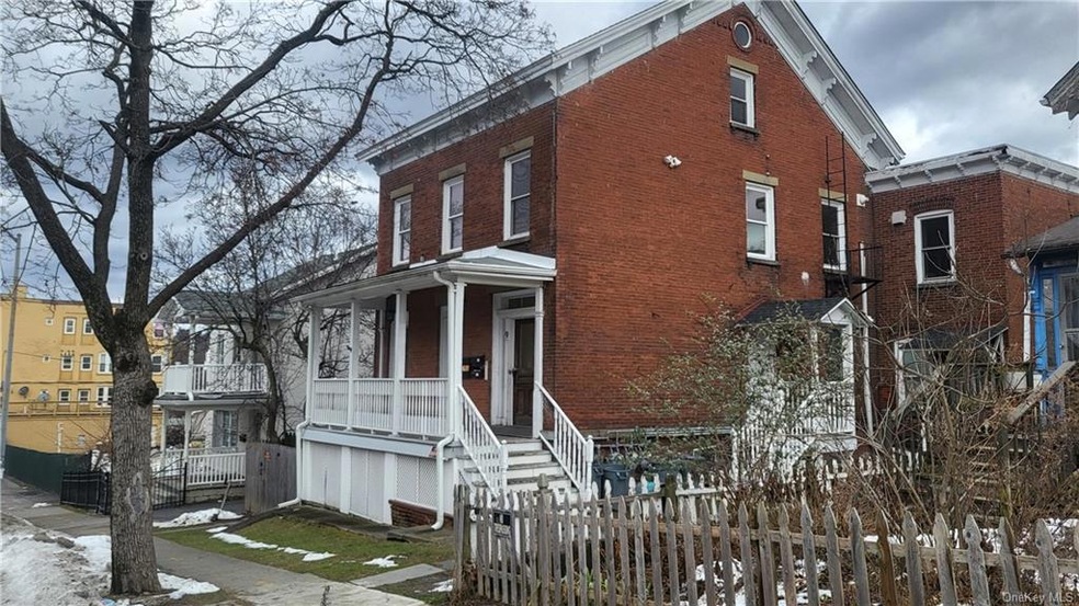 9 S Clinton St unit 3, Poughkeepsie, NY 12601 - photo 1