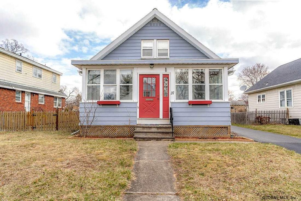 37 Dartmouth St, Albany, NY 12209 - photo 1