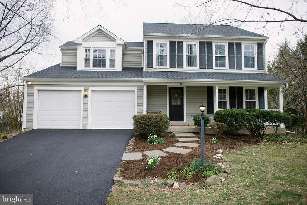 17281 Pickwick Dr, Purcellville, VA 20132 - photo 1