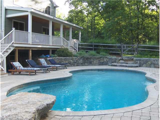 Pool.