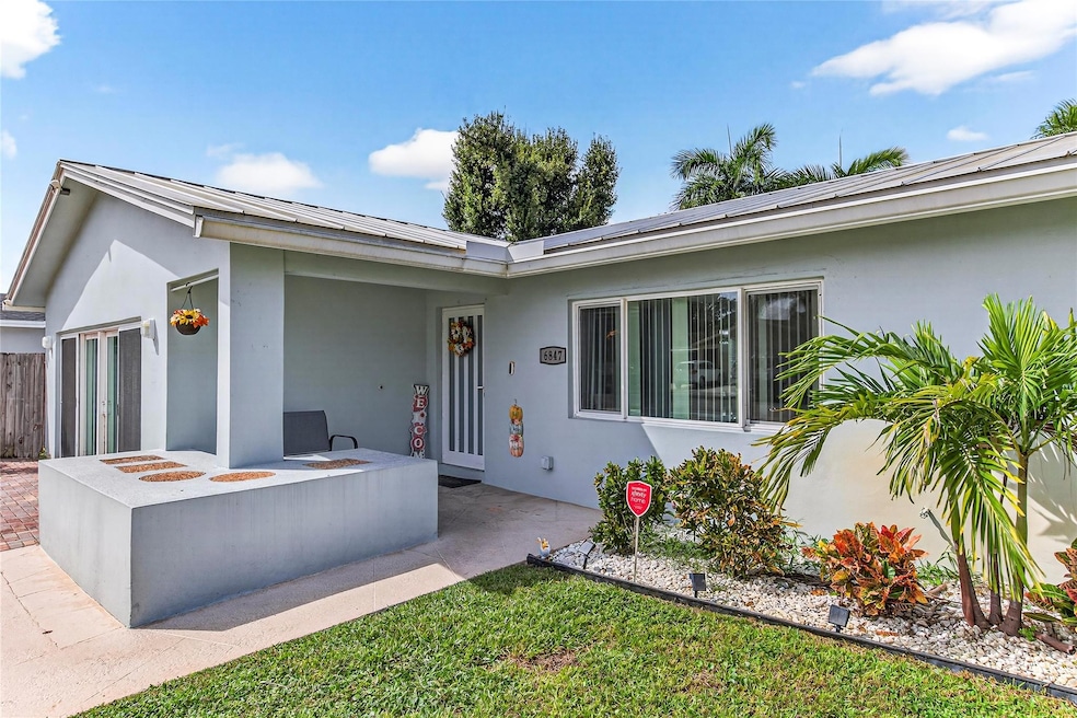 For Sale $639,900 • Co-Listing Agent