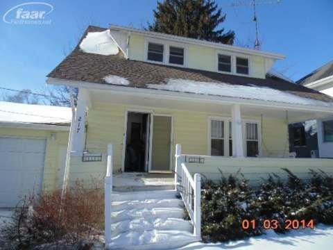 217 N Beech St, Flushing, MI 48433 - photo 1