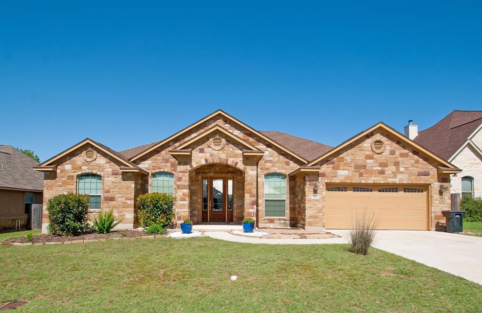 1210 Kyle Ln, Fredericksburg, TX 78624 - photo 1