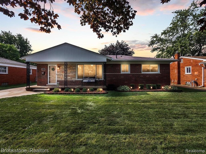 01-29571 Barkley St-Windowstill Real Estate Photography-1.jpg