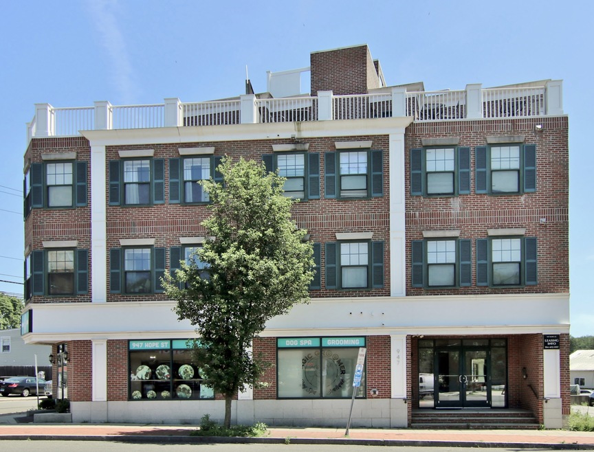 947 Hope St unit 403, Stamford, CT 06907 - photo 1