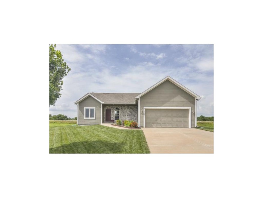 21640 Wilson St, Spring Hill, KS 66083 - photo 1