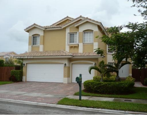 7049 NW 107th Ct, Doral, FL 33178 - photo 1