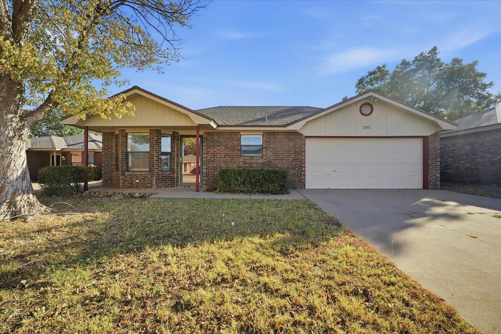 2105 84th St, Lubbock, TX 79423 - photo 1