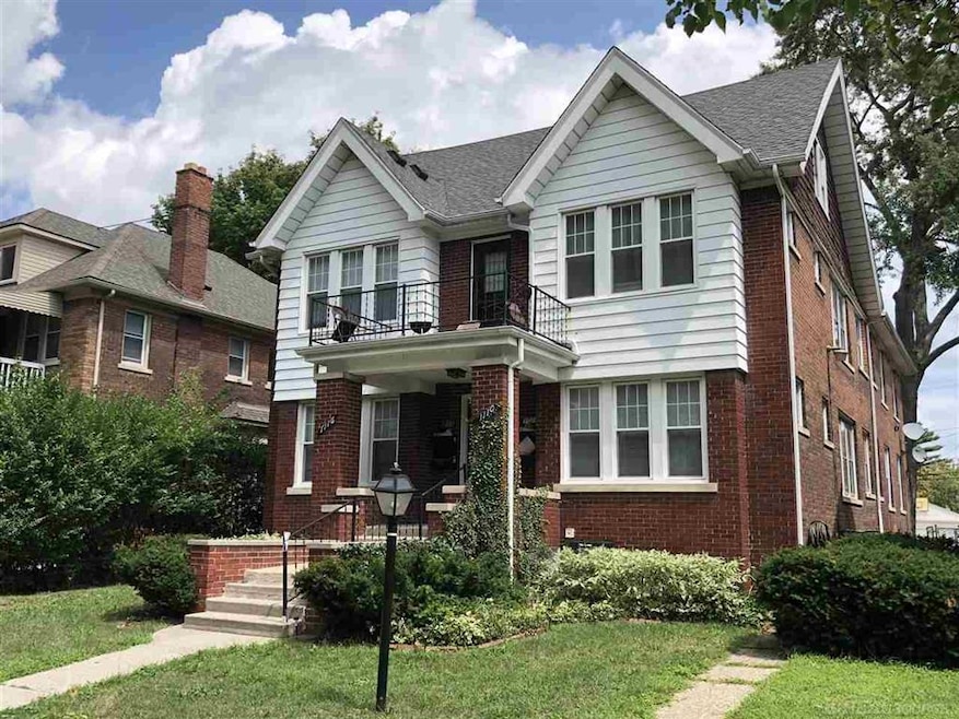 1116 Maryland St unit Floor 2, Grosse Pointe Park, MI 48230 - photo 1