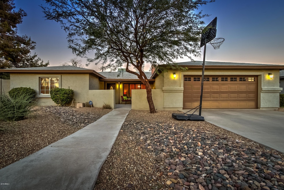 7025 N 10th Pl-55