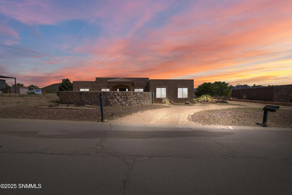 5091 Vista Chico Loop, Las Cruces, NM 88012 - photo 1