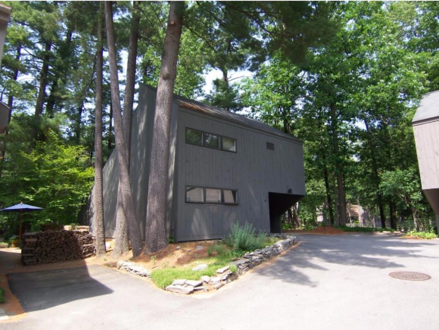 29 Coburn Ave unit 29, Nashua, NH 03063 - photo 1