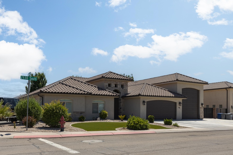 3411 W 2530 S, Hurricane-John David Mich