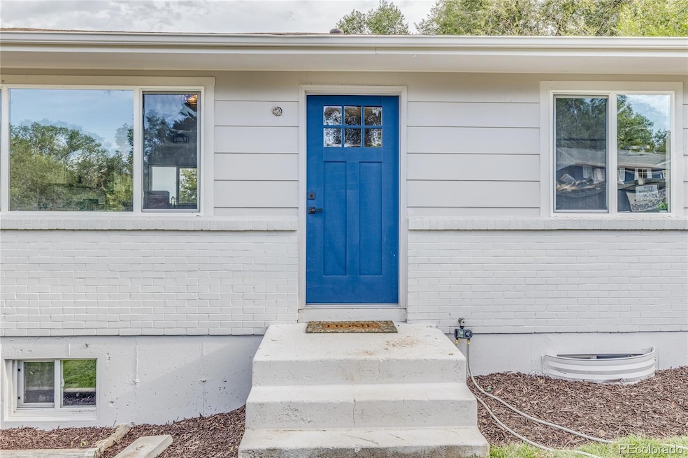 2527 Launcelot Ct, Colorado Springs, CO 80904 - photo 1