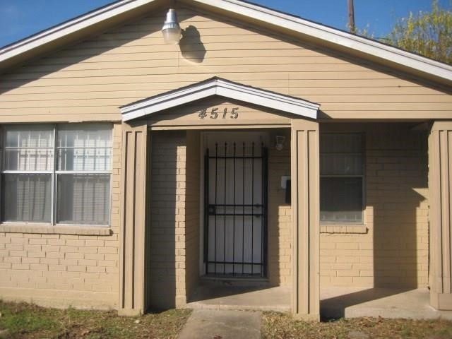 4515 Lelay Cir, Houston, TX 77022 - photo 1