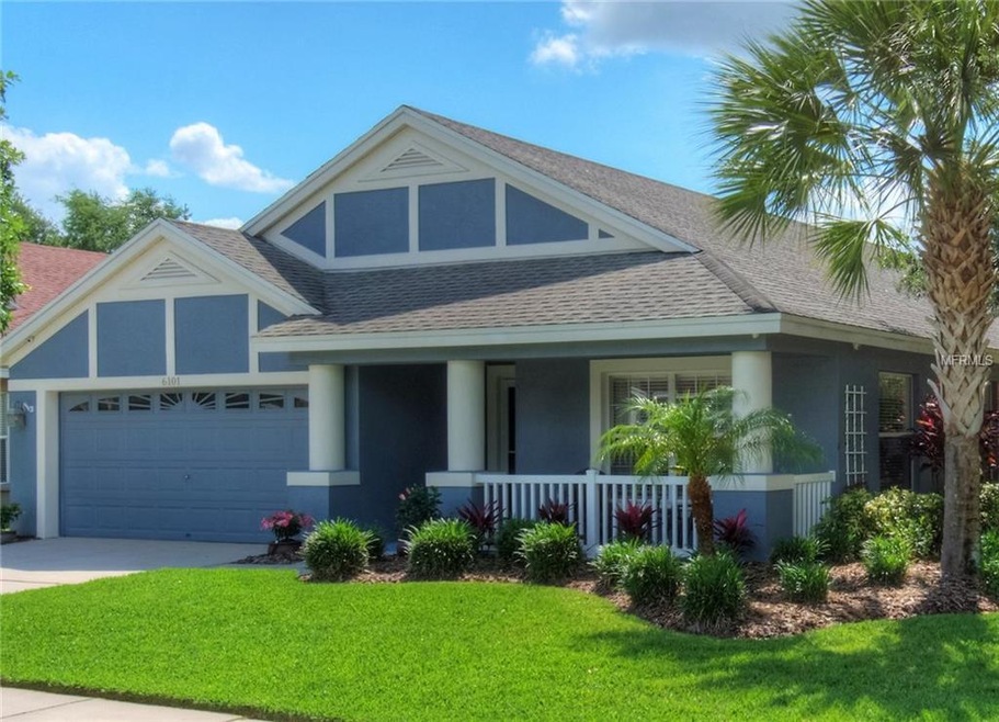 GORGEOUS POOL HOME/CORNER LOT!