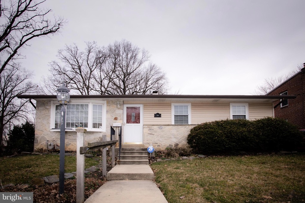 665 Schoolside Ln, Swarthmore, PA 19081 - photo 1