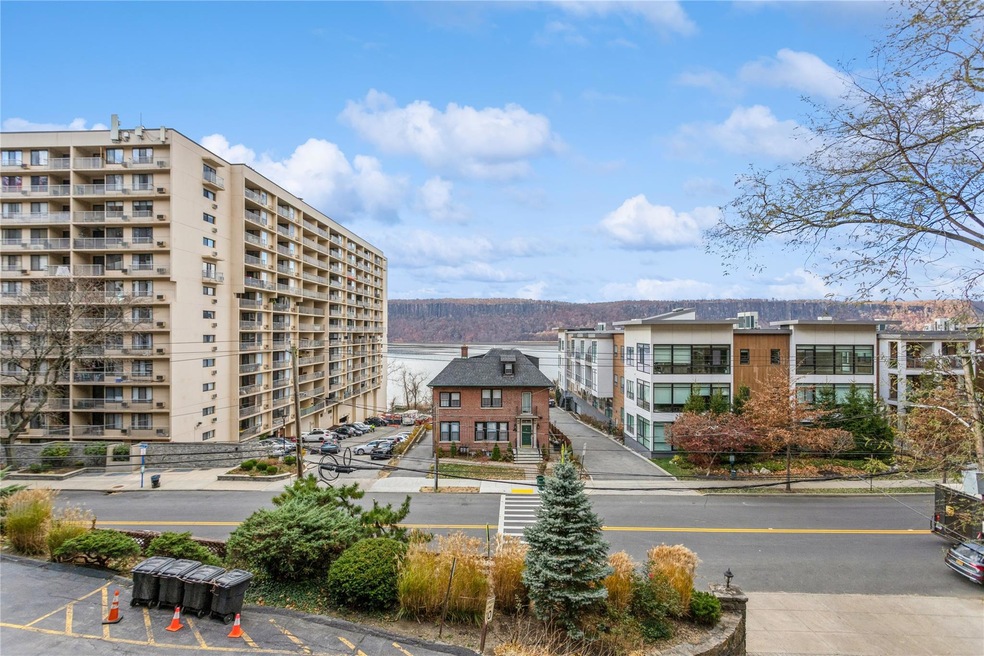 The River Hill Condominium unit 1B, Yonkers, NY 10701 - photo 1