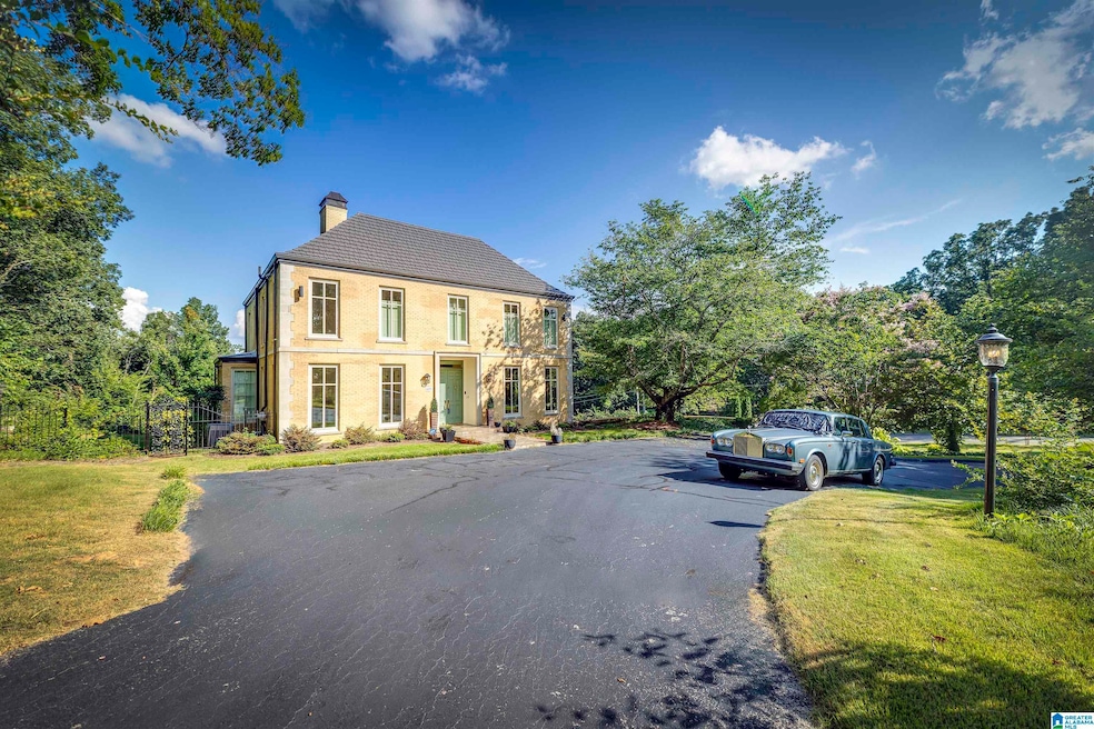 601 Hillyer High Rd, Anniston, AL 36207 - photo 1