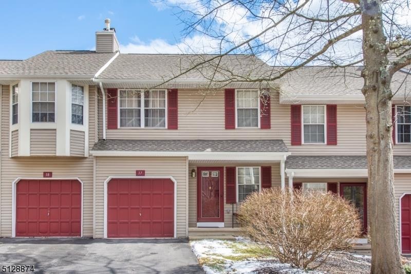 17 Pinehurst Dr unit 70, Washington, NJ 07882 - photo 1