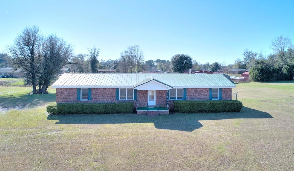 3608 Parr Rd, Albany, GA 31705 - photo 1