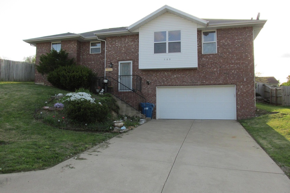 969 Creekside Place, Nixa, MO 65714 - photo 1