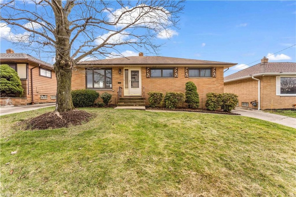15312 Rowena - wonderful brick ranch