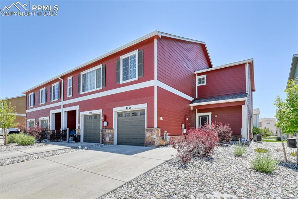 End unit 3 bedroom, 2.5 bath townhome with 1 car a
