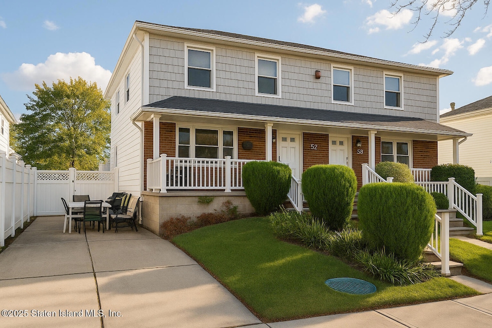 538 Leverett Ave, Staten Island, NY 10308 - photo 1