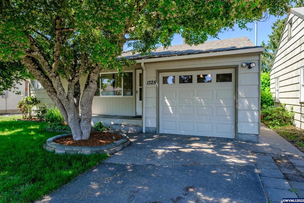 1325 15th Ave SW, Albany, OR 97321 - photo 1