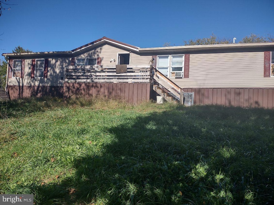 287 Hopwood Coolspring Rd, Hopwood, PA 15445 - photo 1