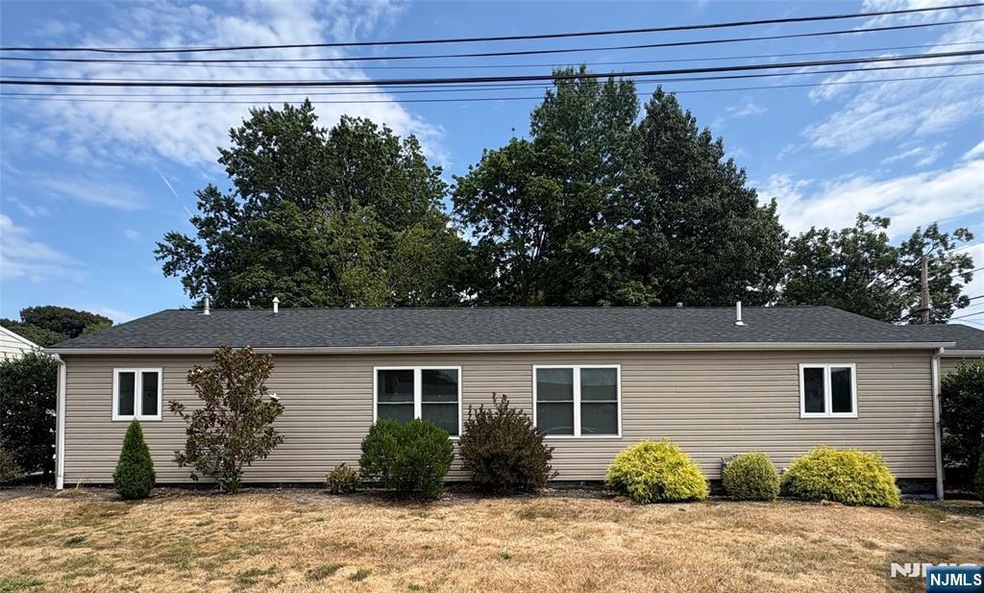 1 Obal Ave unit 1, Elmwood Park, NJ 07407 - photo 1