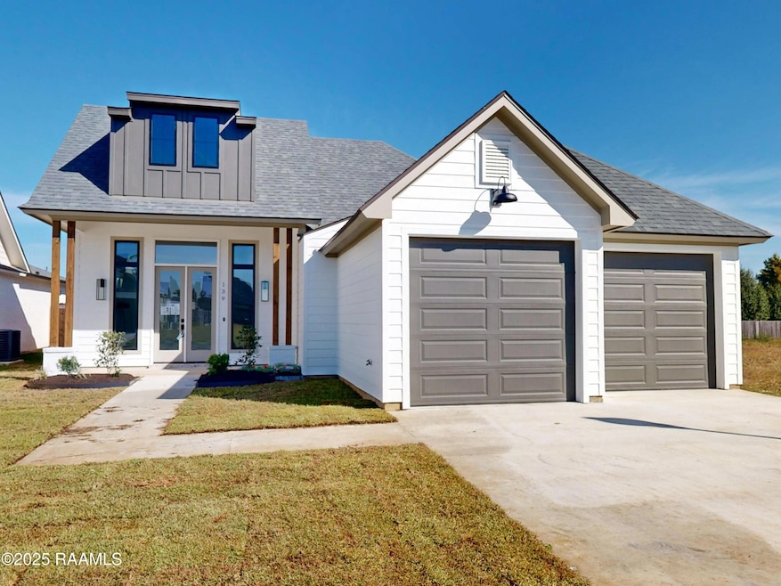 139 Lakes Edge Dr, Broussard, LA 70518 - photo 1