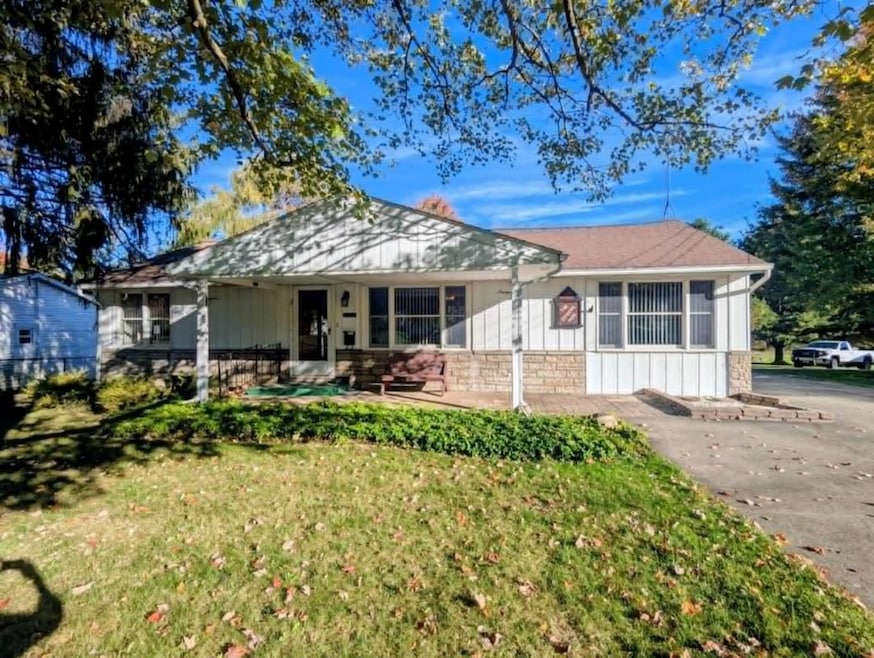 1495 Timber Rd, Mansfield, OH 44905 - photo 1