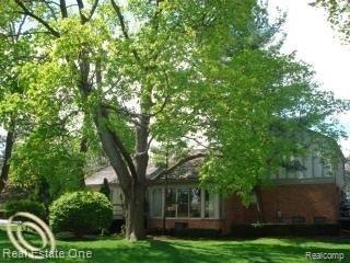 3942 Maple Hills.jpg