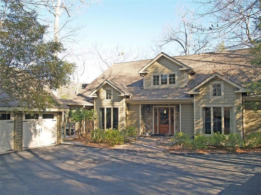 Gorgeous lake front home on Lake Petit.  Was selec