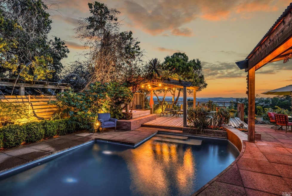 Sold $1,800,000 • Co-Listing Agent