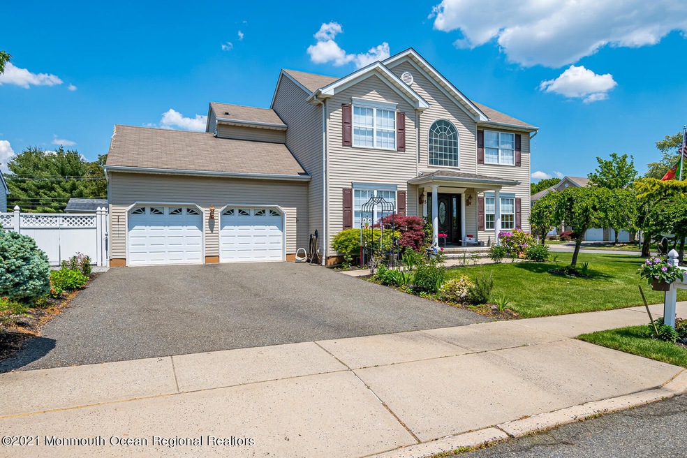 5 Donise Ct South River NJ-large-002-002