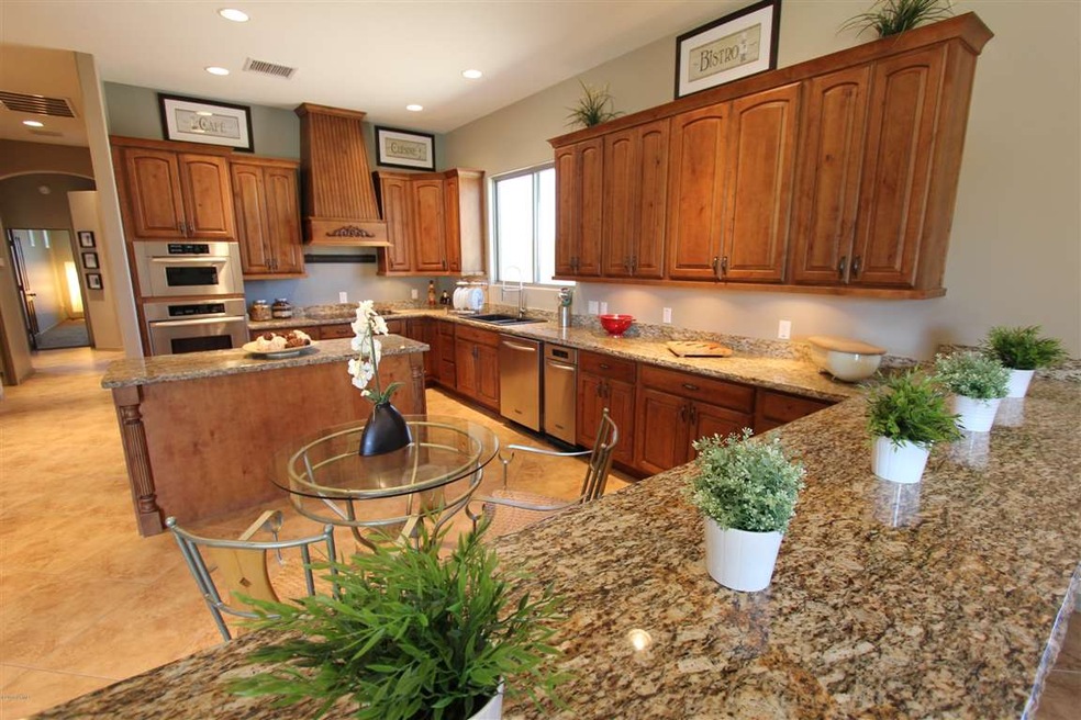 Kitchen Main