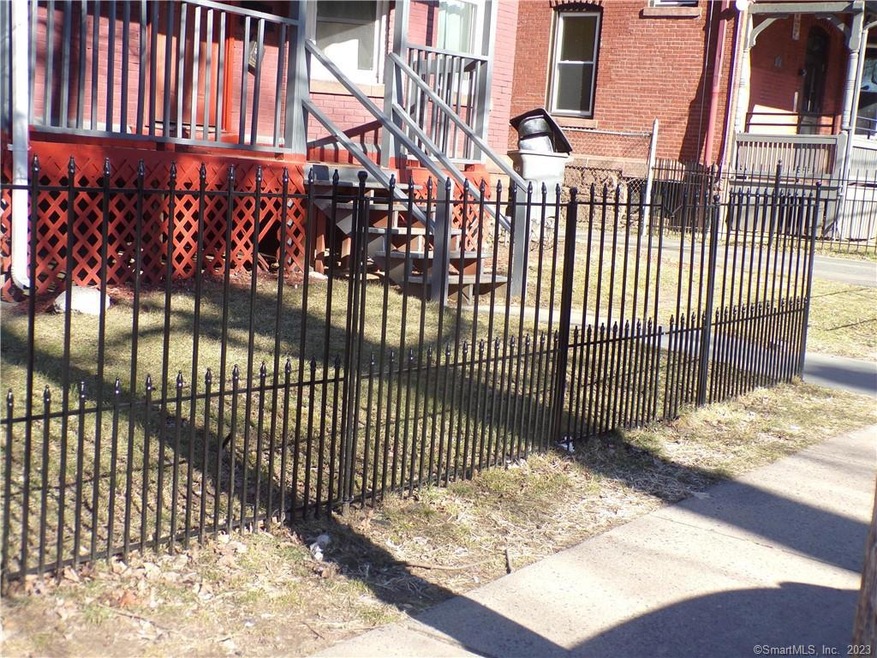 38 Seyms St, Hartford, CT 06120 - photo 1