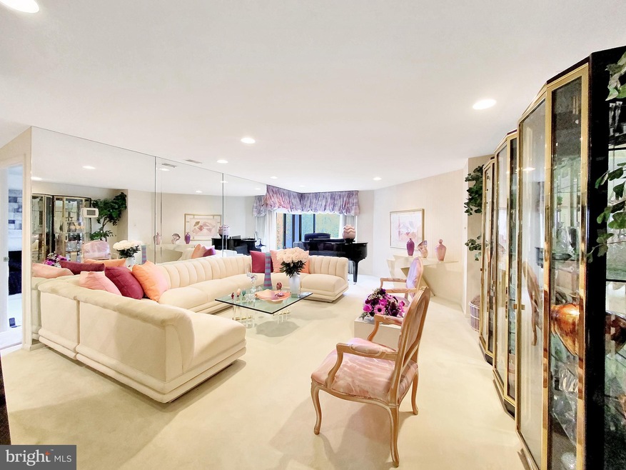 Towers Condominiums unit 403B, Baltimore, MD 21209 - photo 1