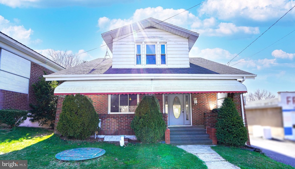 9 Tresckow Rd, McAdoo, PA 18237 - photo 1