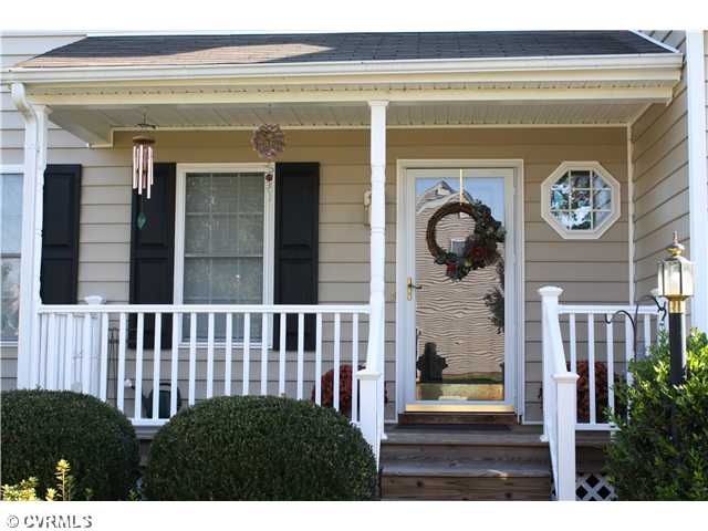 Exterior Front - Welcome home, this magnificent cu
