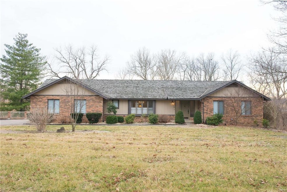 18 Belmont Place, Maryville, IL 62062 - photo 1