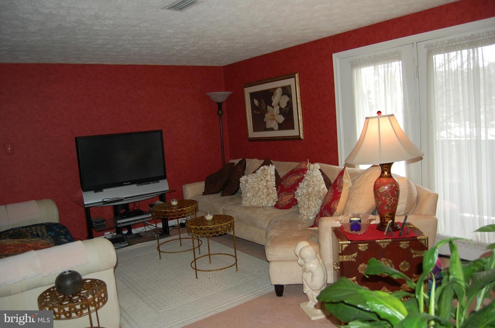 18704 Caledonia Ct unit E, Germantown, MD 20874 - photo 1