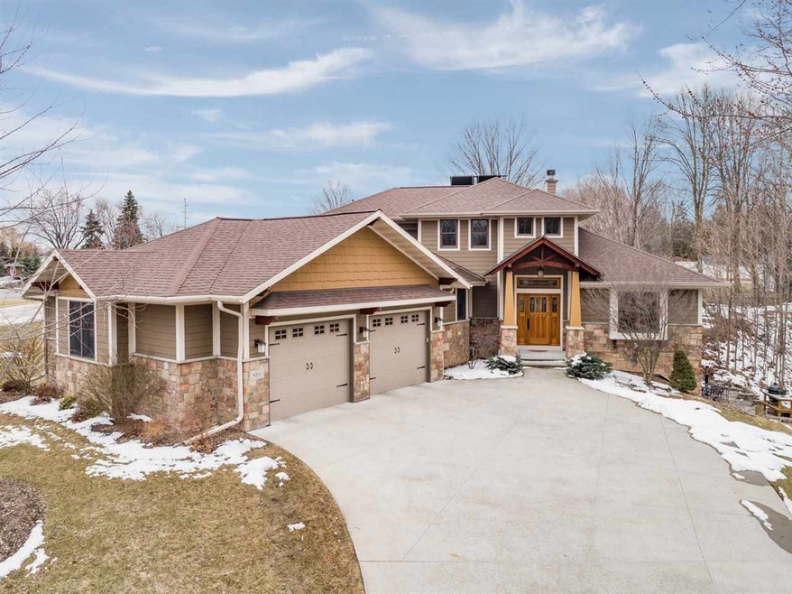 N201 Whitetail Ridge Ct, Appleton, WI 54915 - photo 1