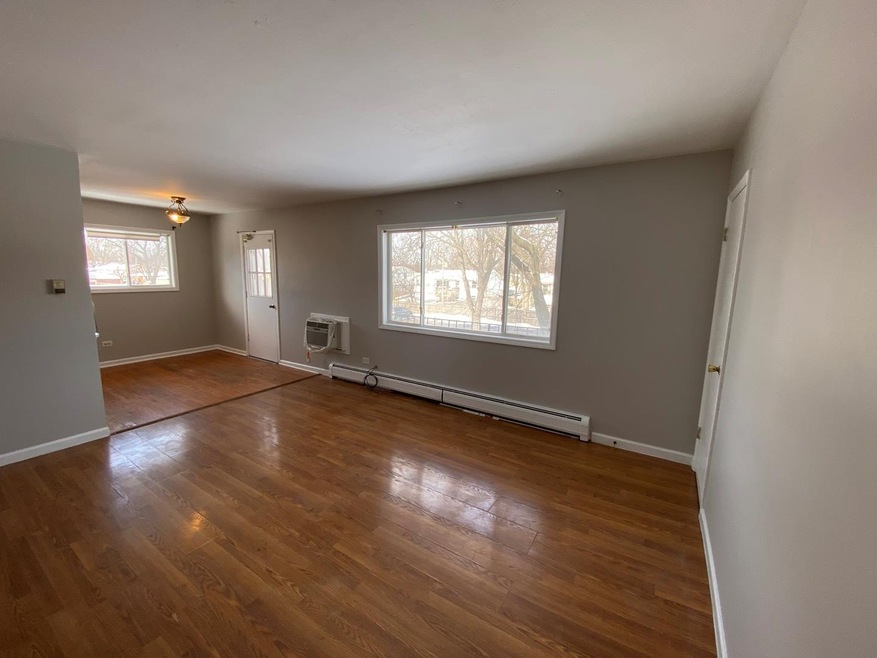 2312 Algonquin Rd unit 11, Rolling Meadows, IL 60008 - photo 1