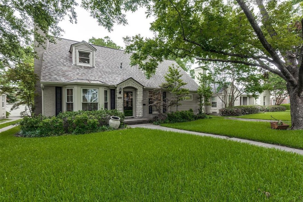 6331 Mccommas Blvd, Dallas, TX 75214 - photo 1